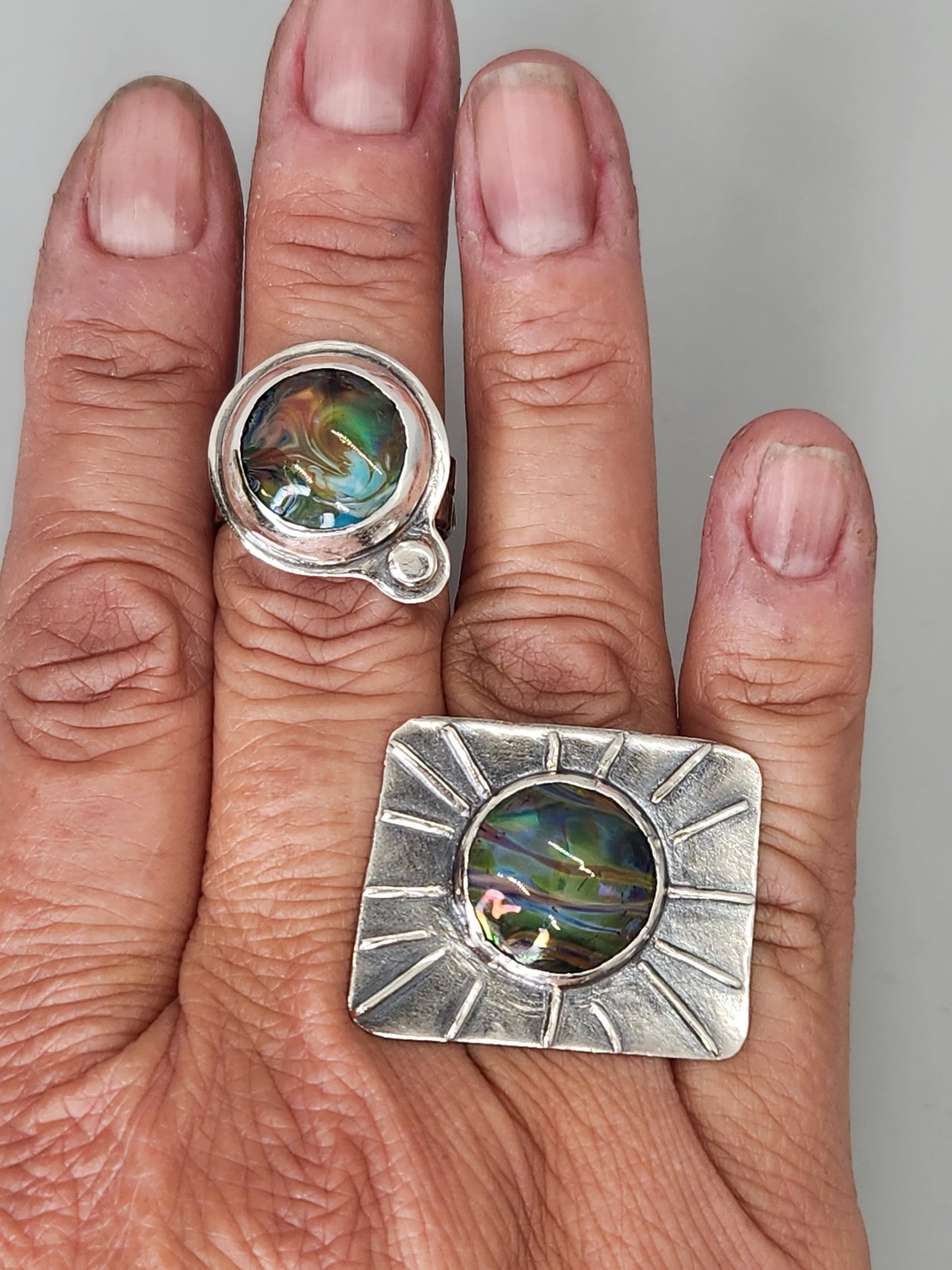 Sterling silver and lampwork glass bead circle ring