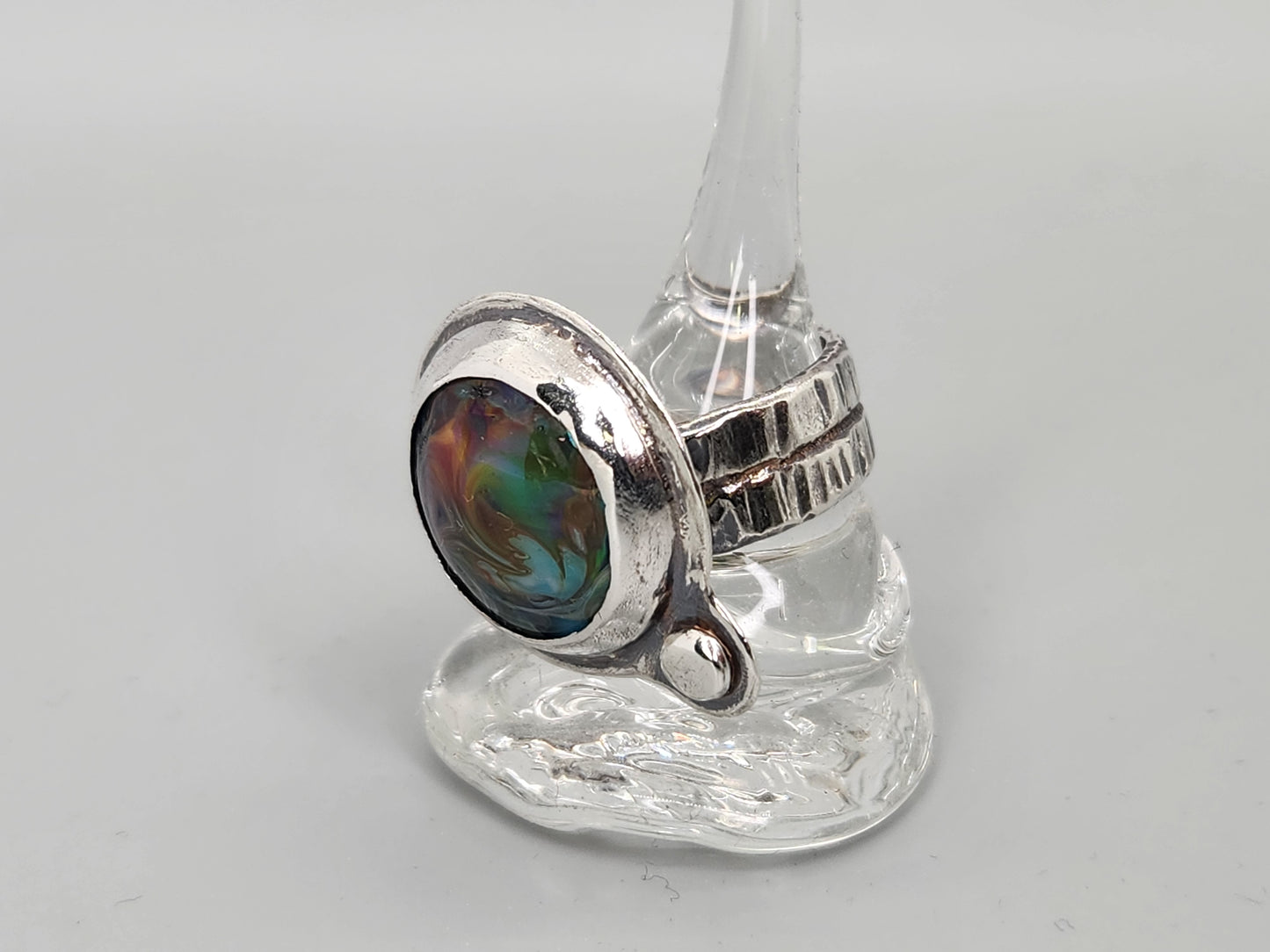 Sterling silver and lampwork glass bead circle ring